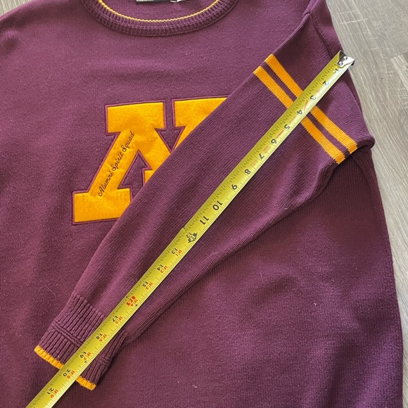 Vintage Minnesota Gophers Alumni Spirit Squad Letterman Varsity Patch Sweater - Picture 13 of 14